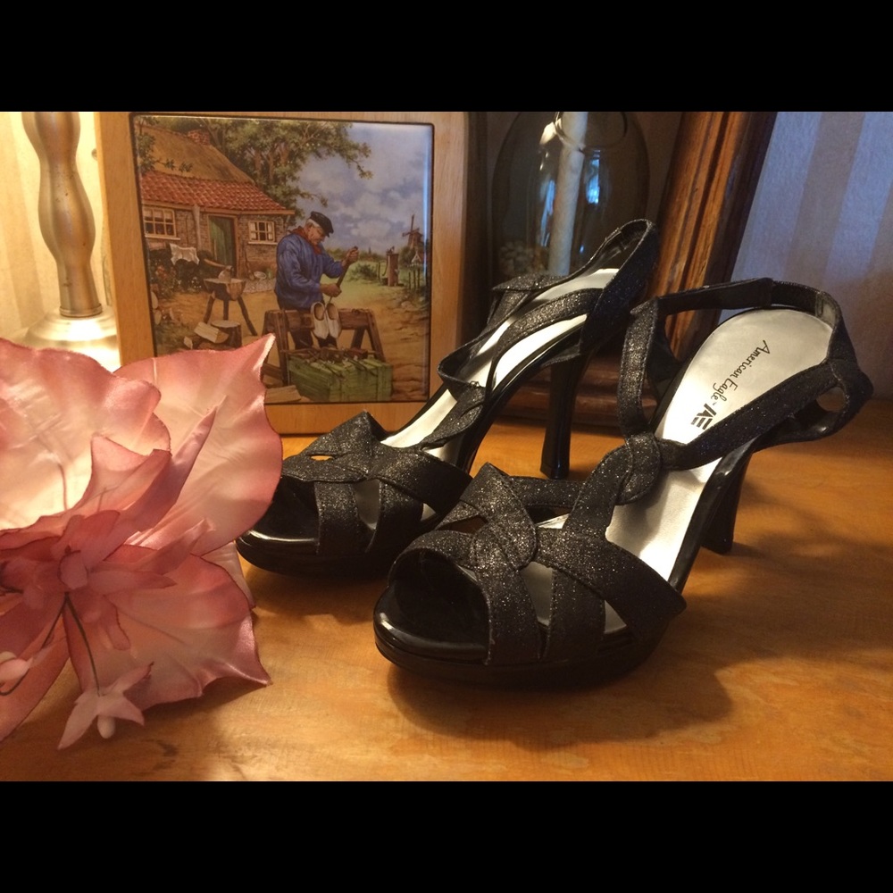 Sparkling American Eagle Heels Size 7.5